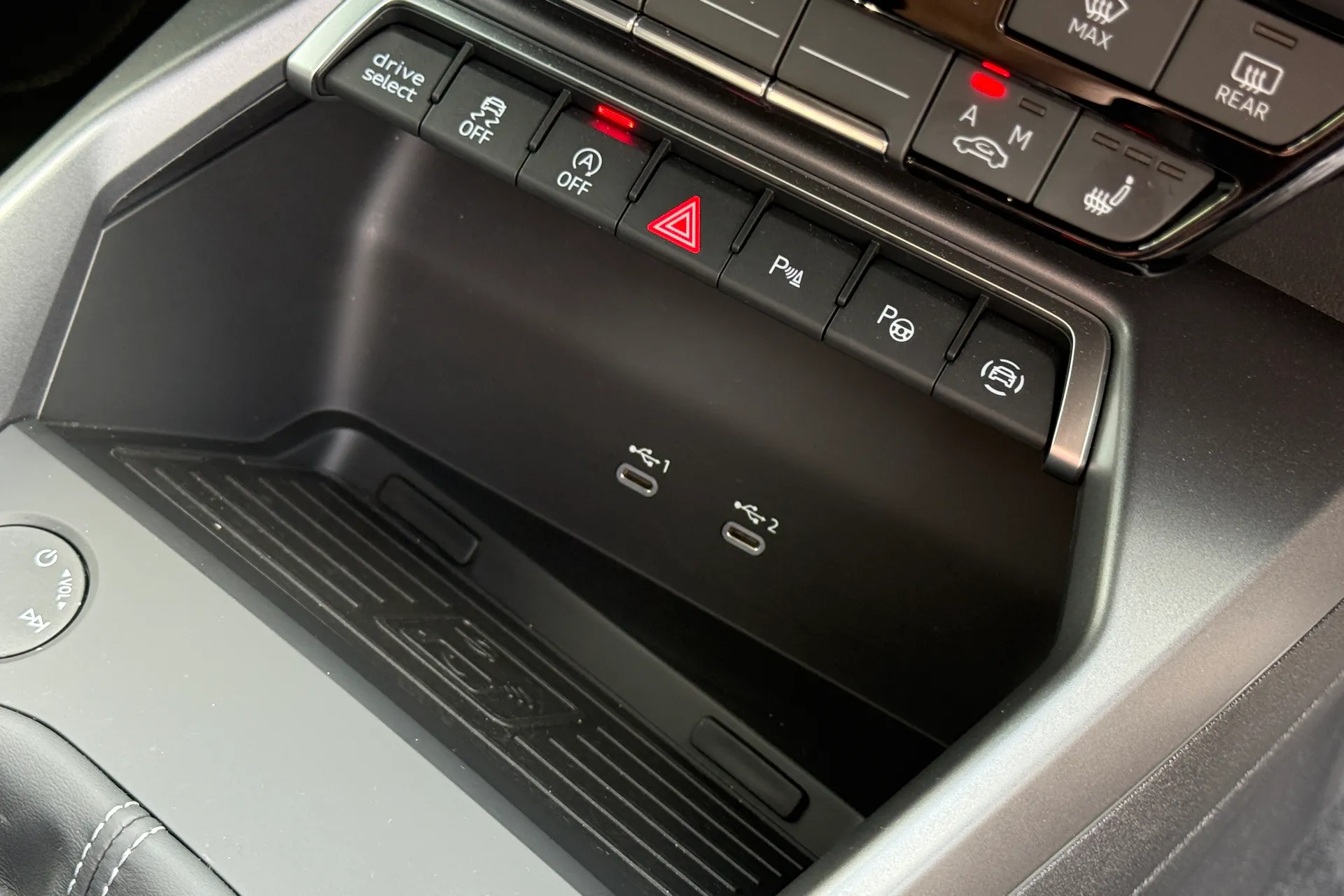 Audi A3 thumbnail image number 33