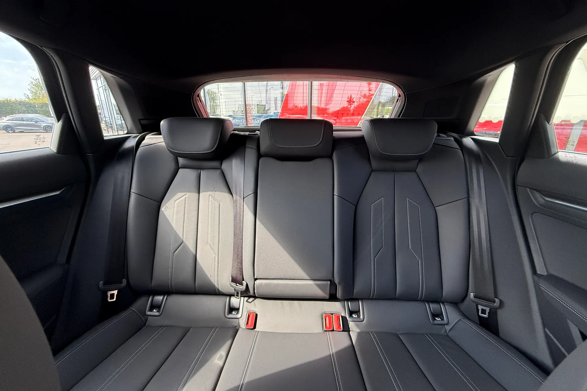 Audi A3 thumbnail image number 31