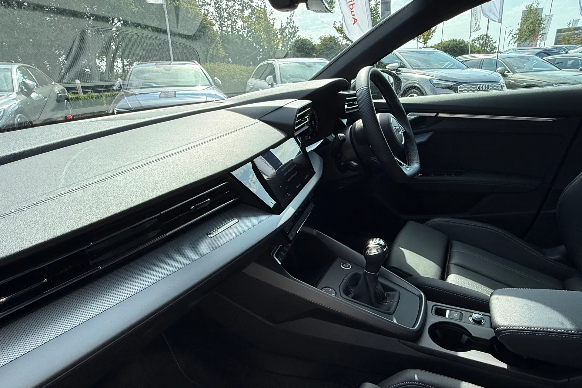Audi A3 thumbnail image number 16