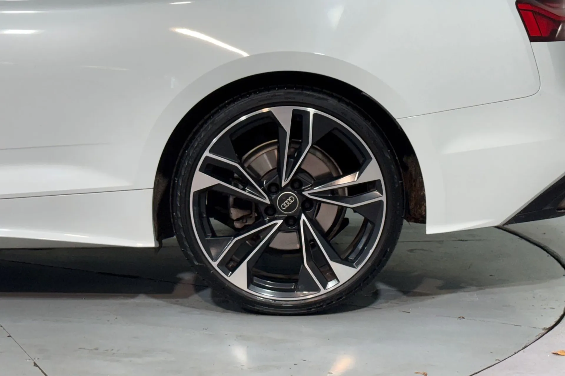 Audi A5 thumbnail image number 14