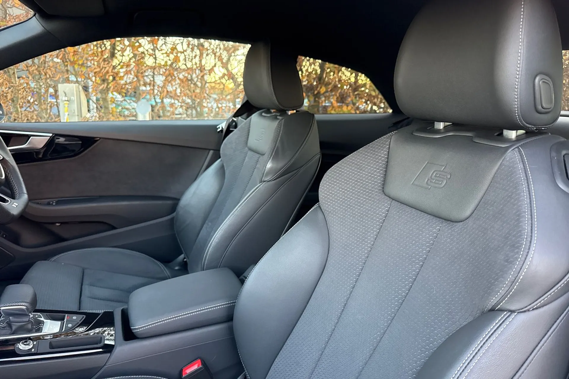 Audi A5 thumbnail image number 34