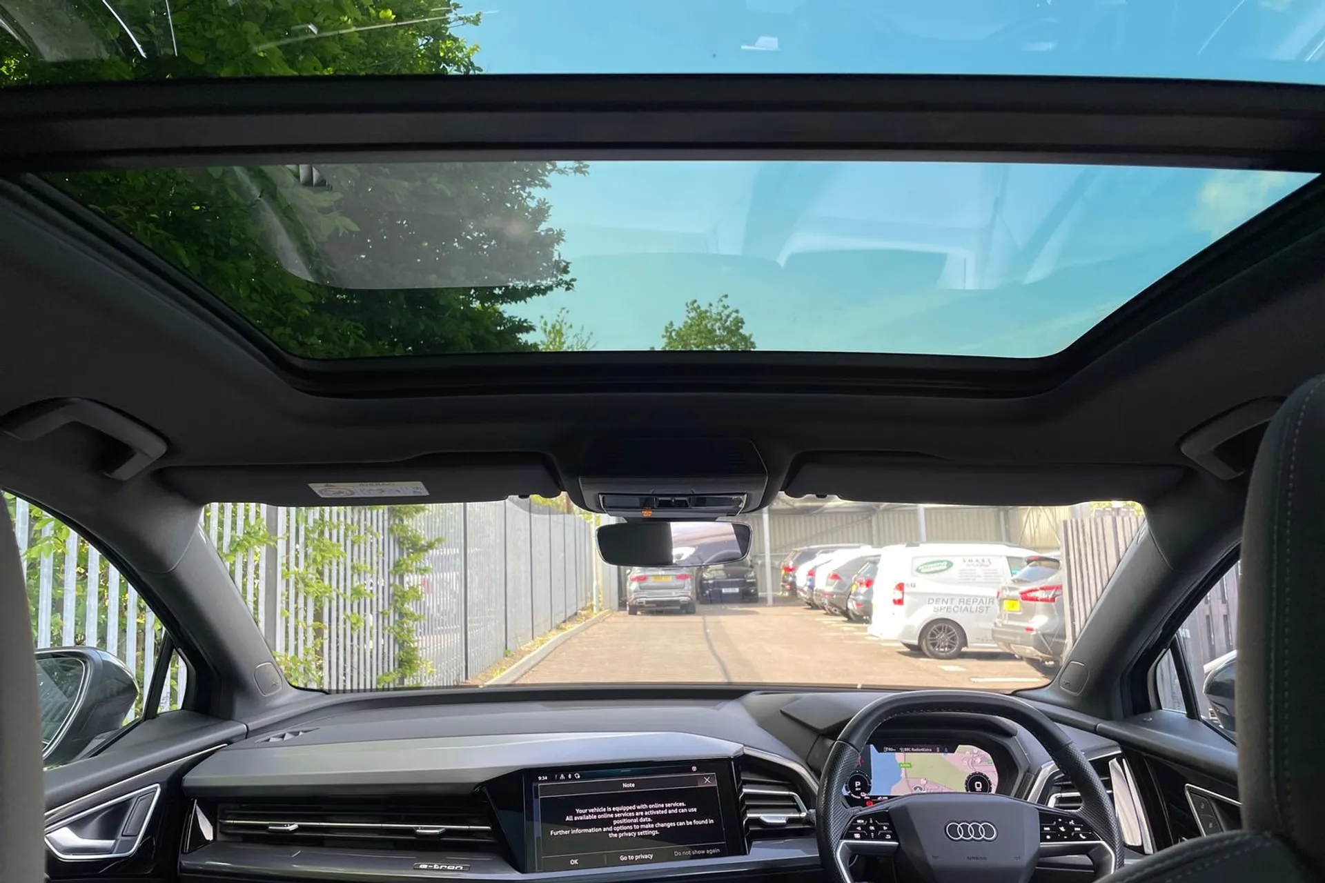 Audi Q4 thumbnail image number 24