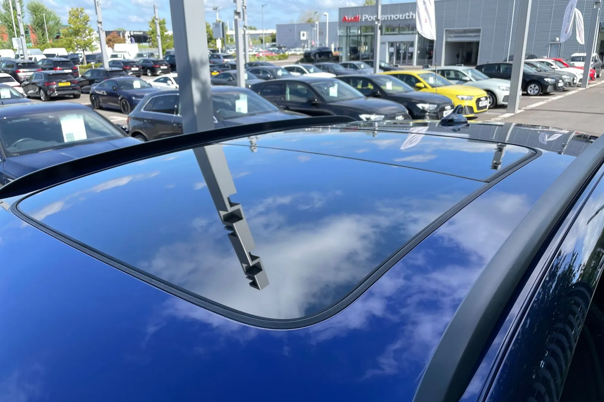 Audi Q4 thumbnail image number 50