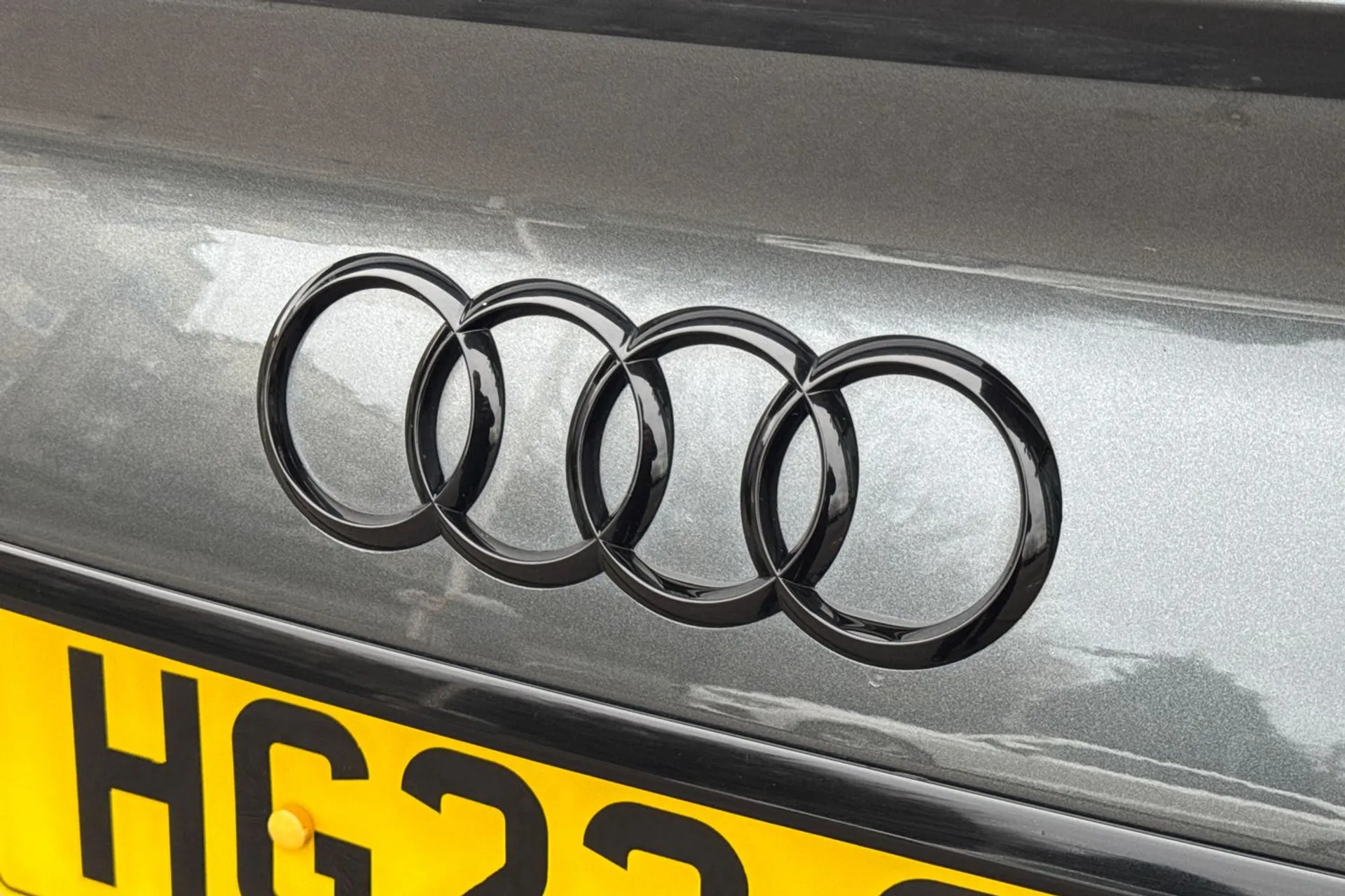 Audi A4 thumbnail image number 50