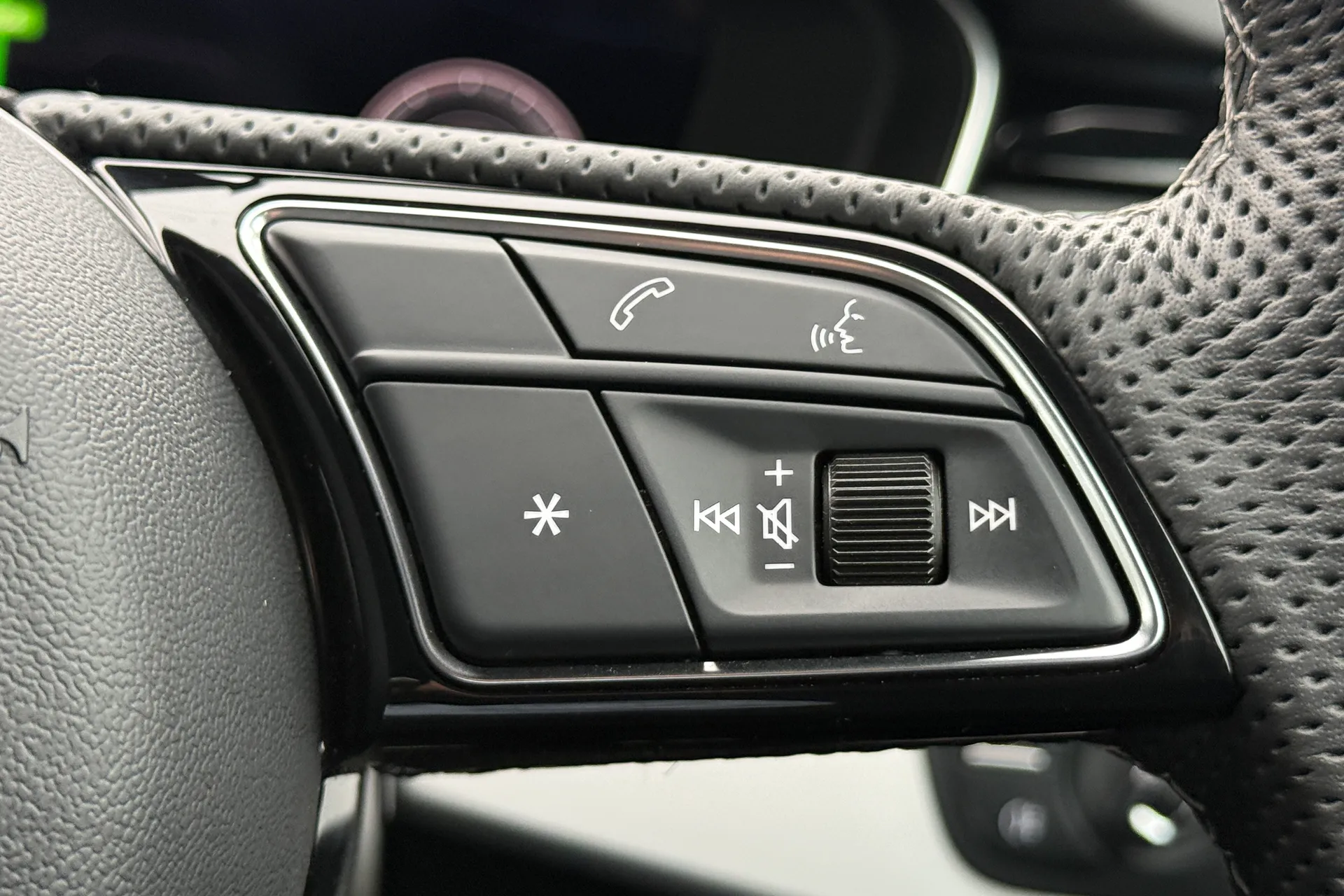 Audi A5 thumbnail image number 25