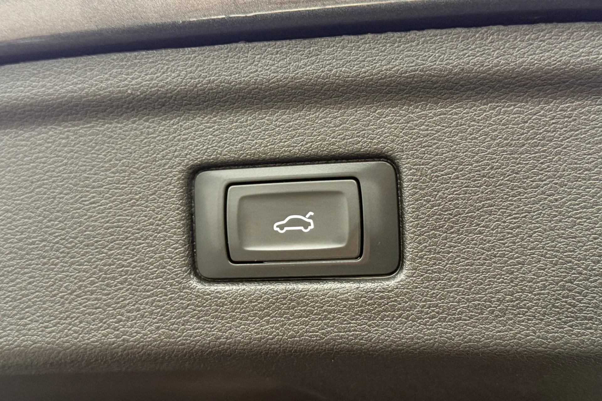 Audi A5 thumbnail image number 39