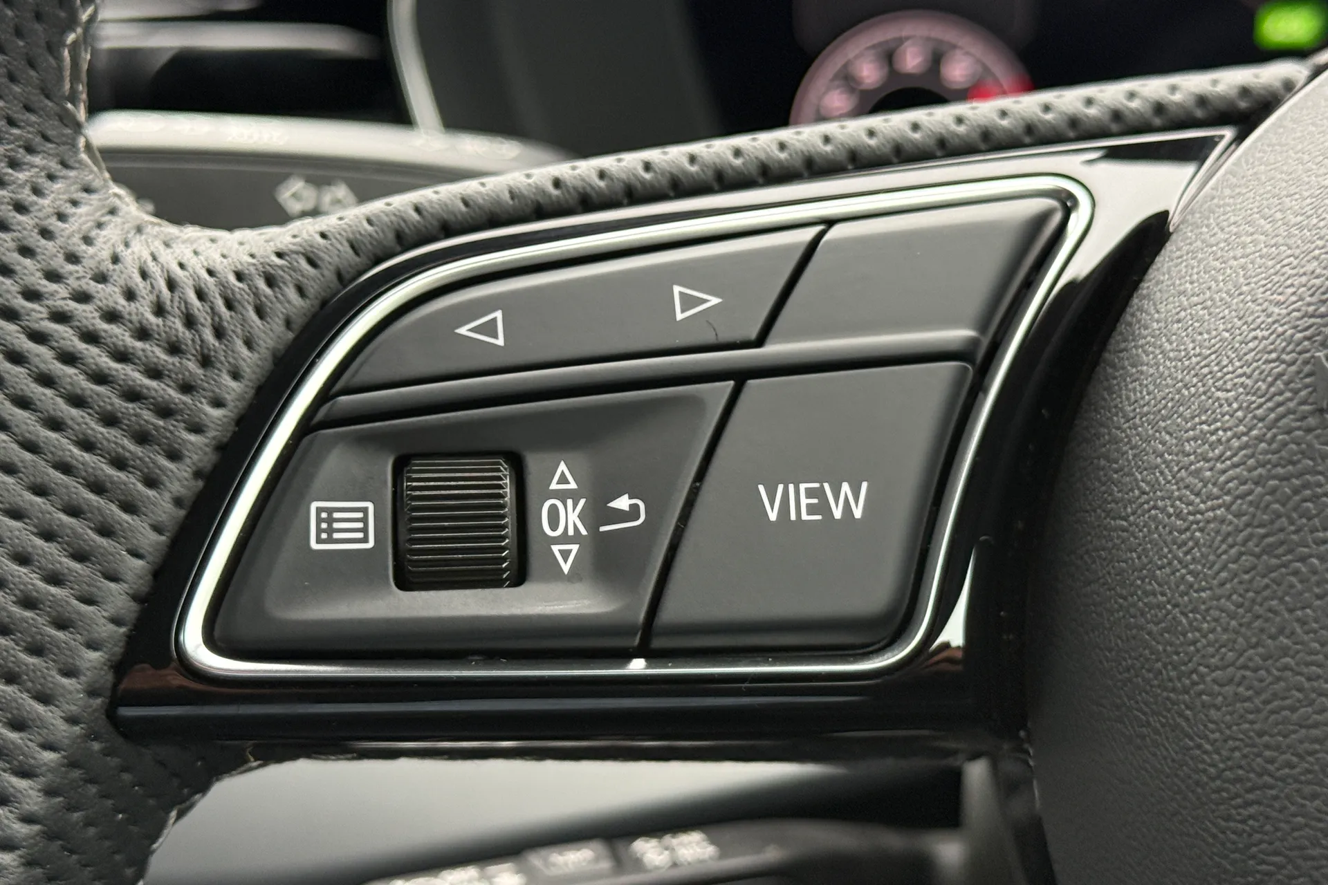 Audi A5 thumbnail image number 24