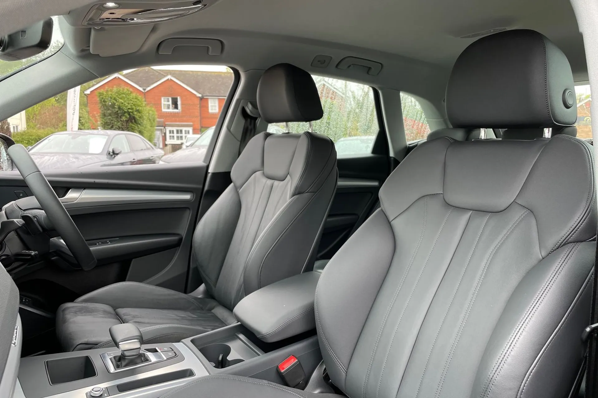 Audi Q5 thumbnail image number 35