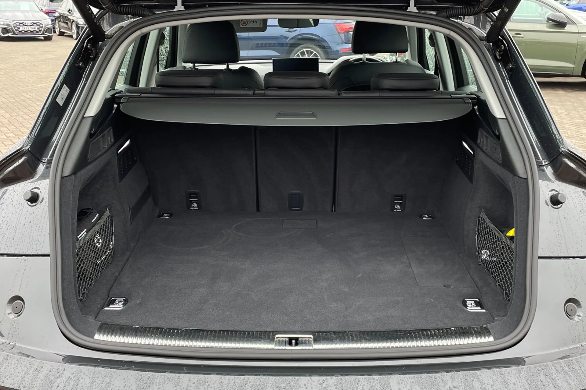 Audi Q5 thumbnail image number 28