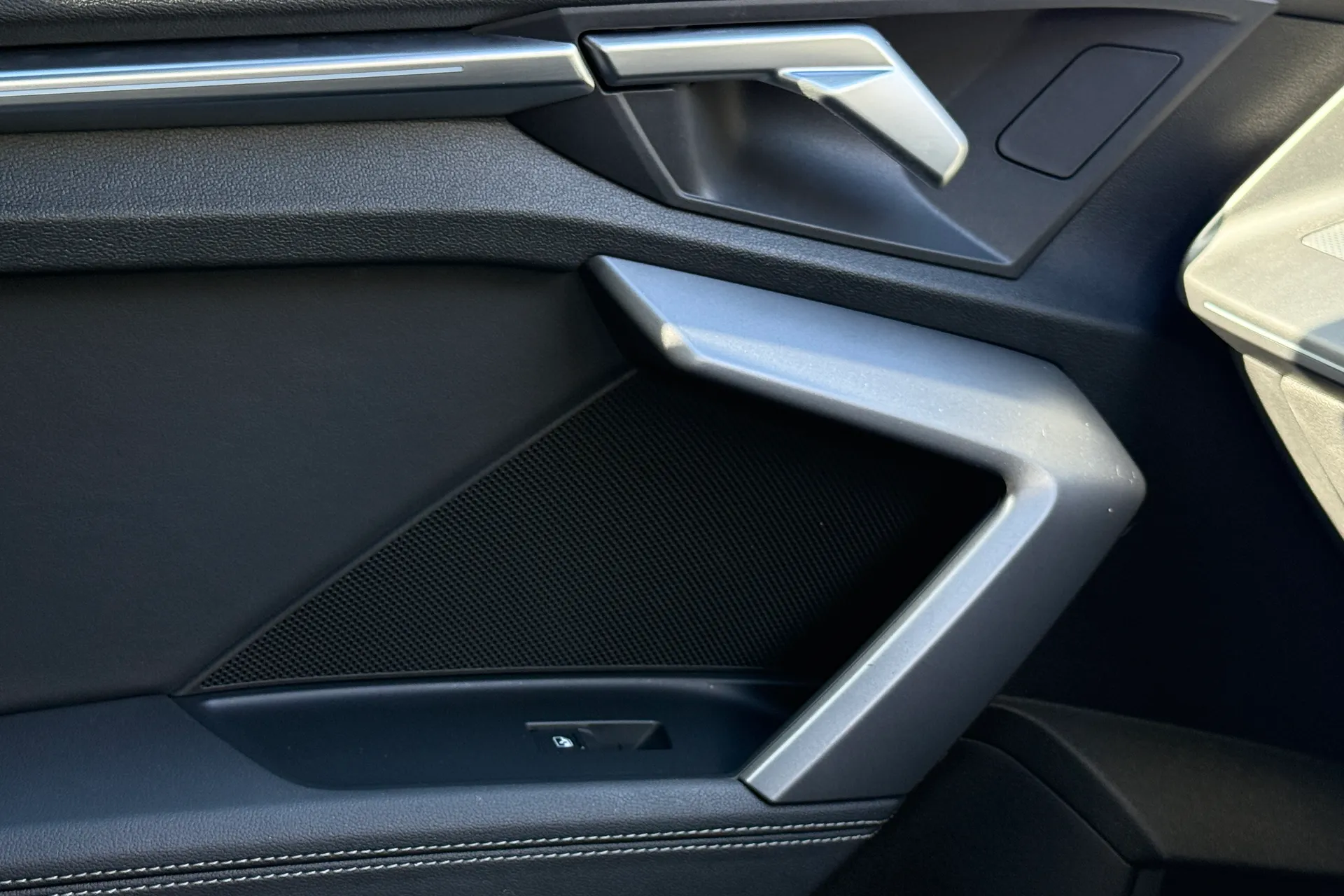 Audi A3 thumbnail image number 24