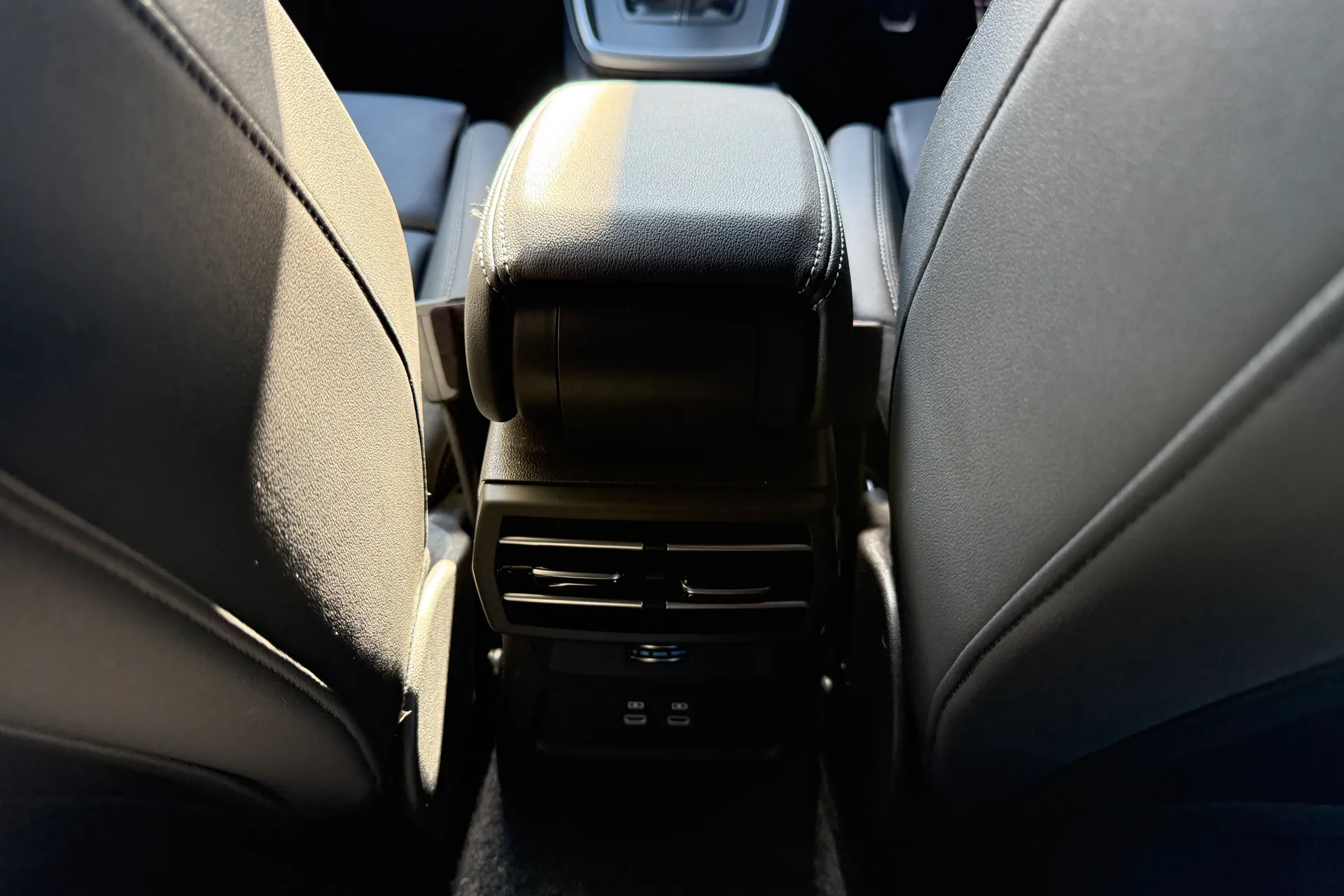 Audi A3 thumbnail image number 38