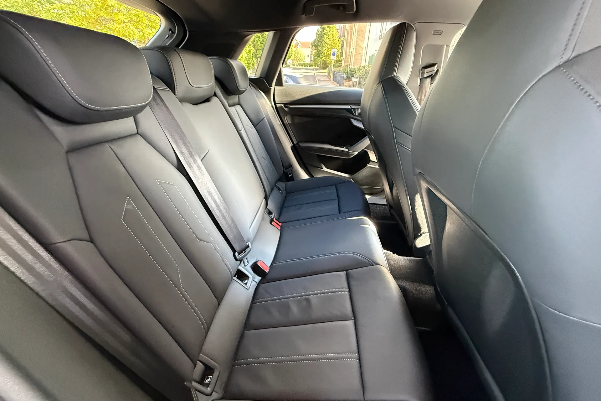 Audi A3 thumbnail image number 37
