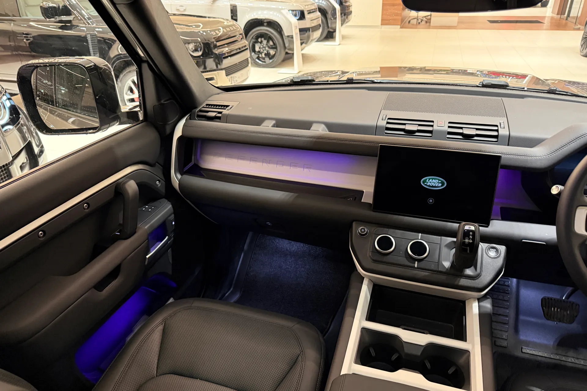 LAND ROVER DEFENDER thumbnail image number 40