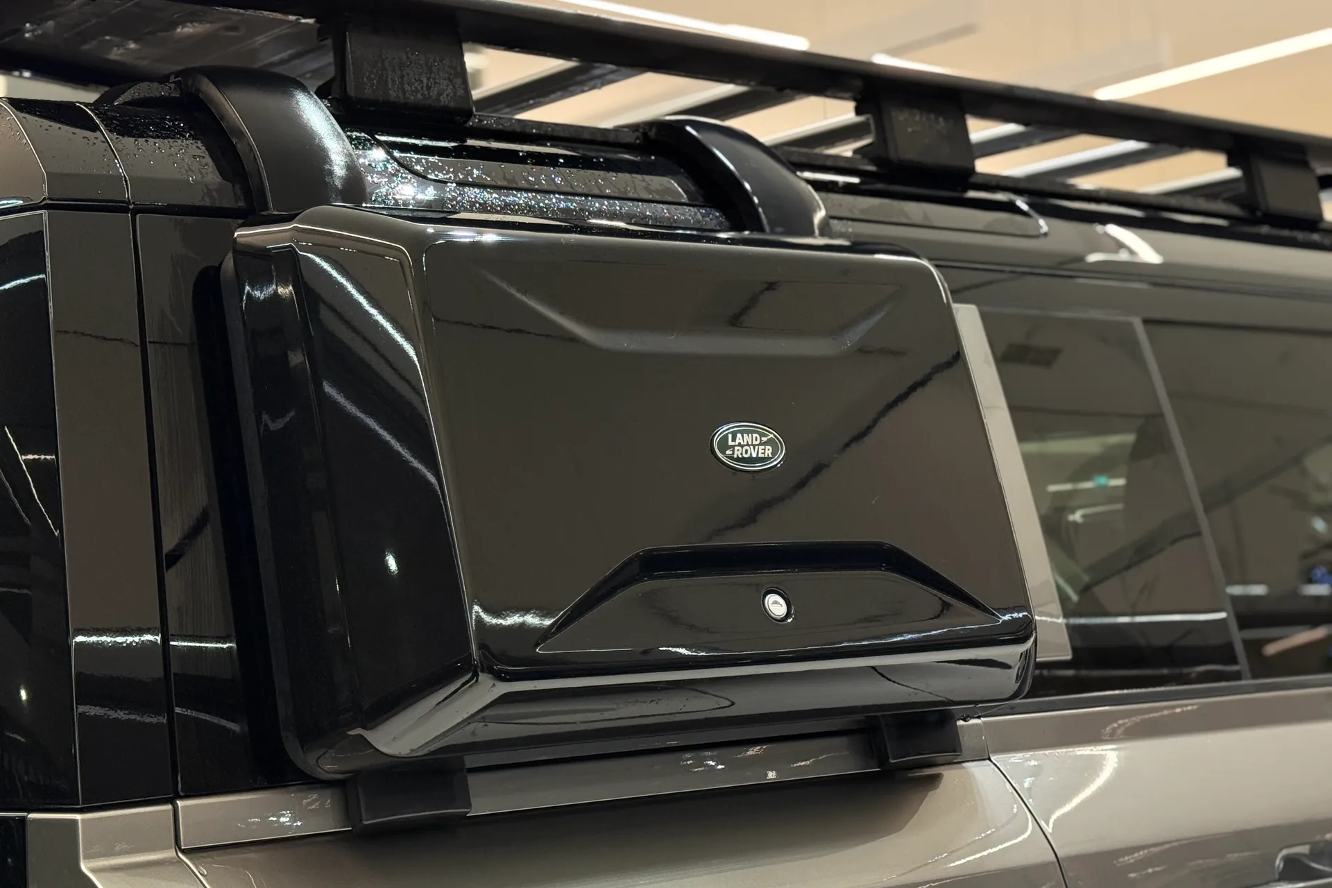 LAND ROVER DEFENDER thumbnail image number 11