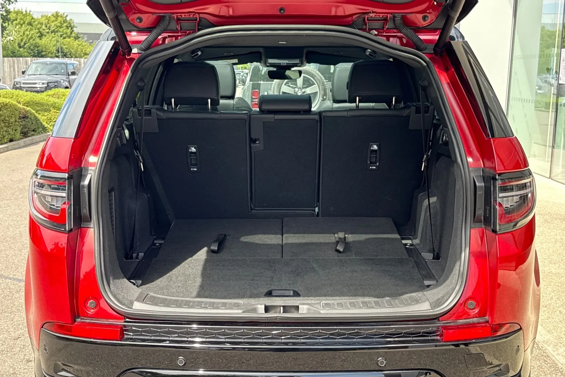 LAND ROVER DISCOVERY SPORT thumbnail image number 30