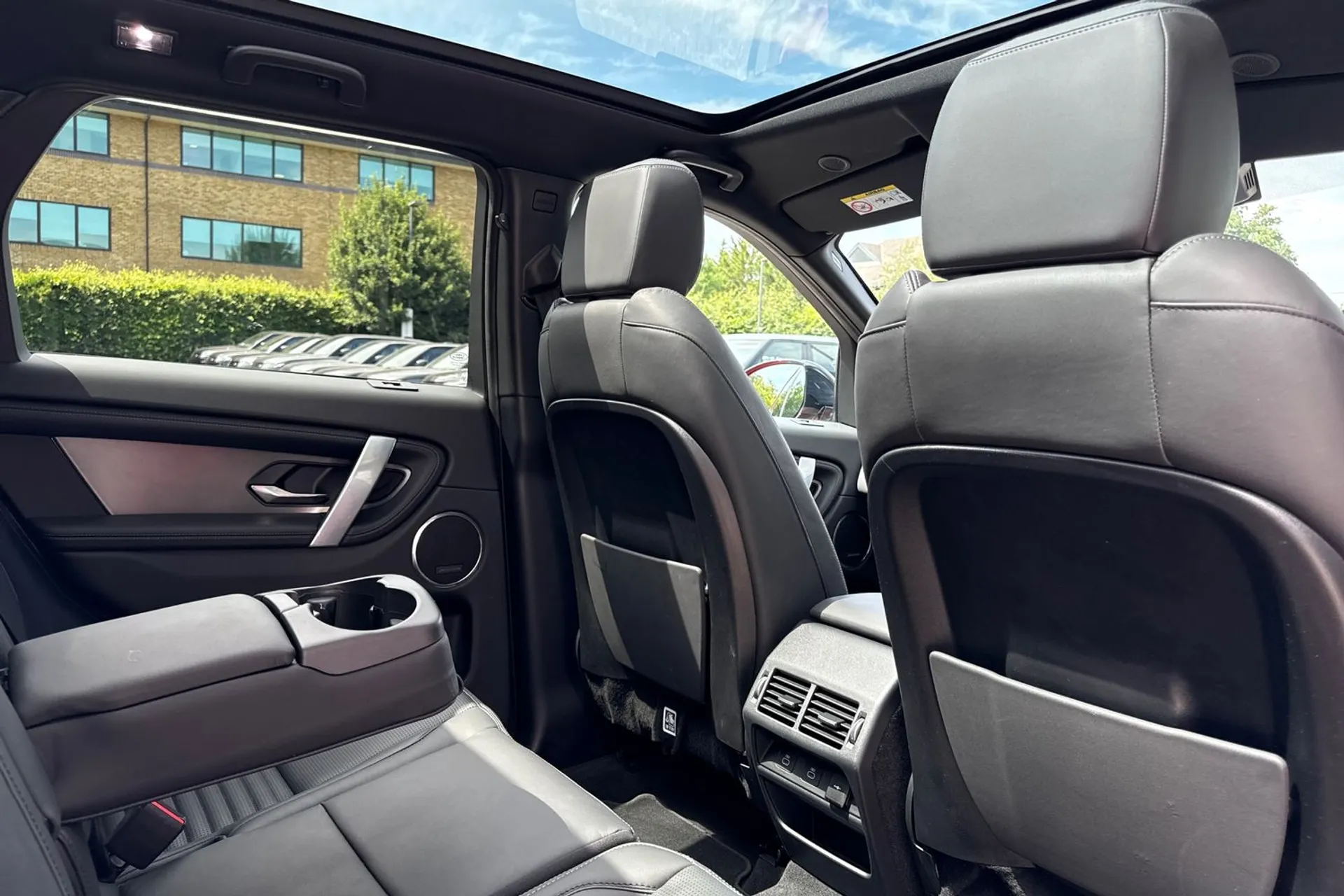 LAND ROVER DISCOVERY SPORT thumbnail image number 34