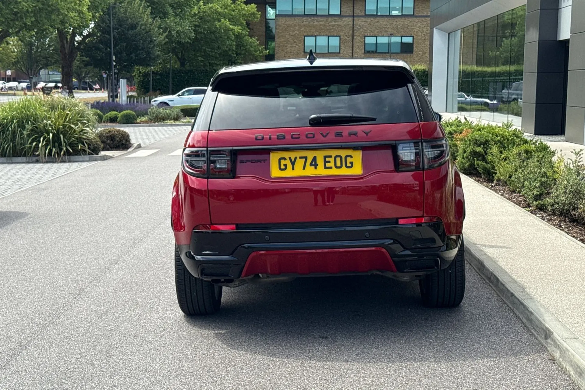 LAND ROVER DISCOVERY SPORT thumbnail image number 10