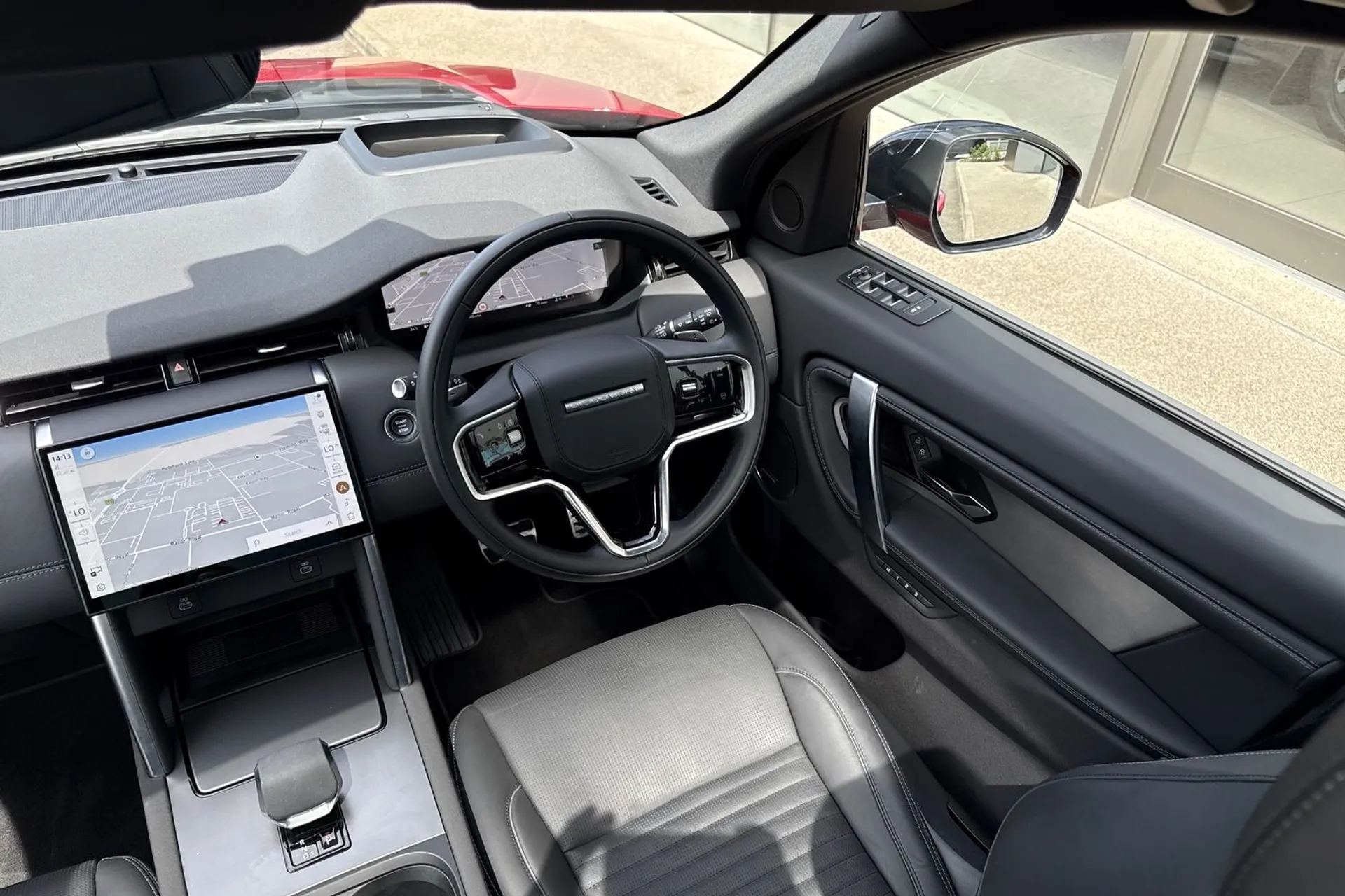 LAND ROVER DISCOVERY SPORT thumbnail image number 26