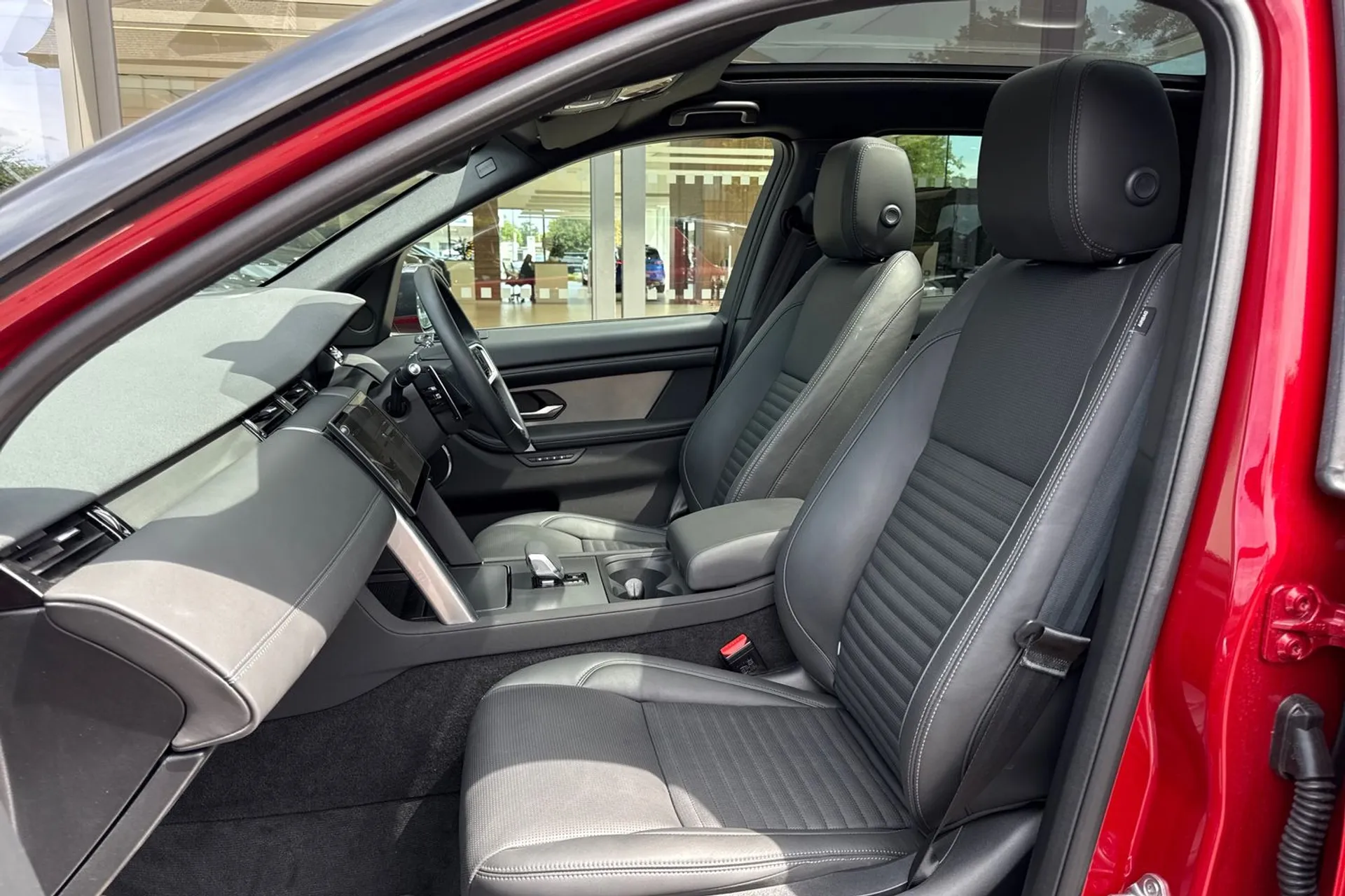 LAND ROVER DISCOVERY SPORT thumbnail image number 42