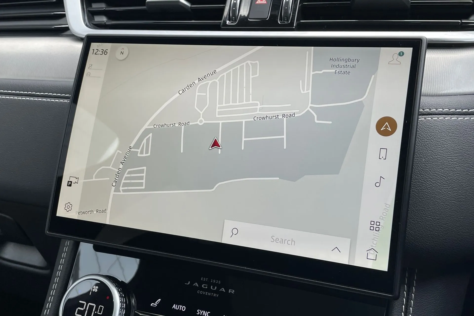 Jaguar F-PACE thumbnail image number 5