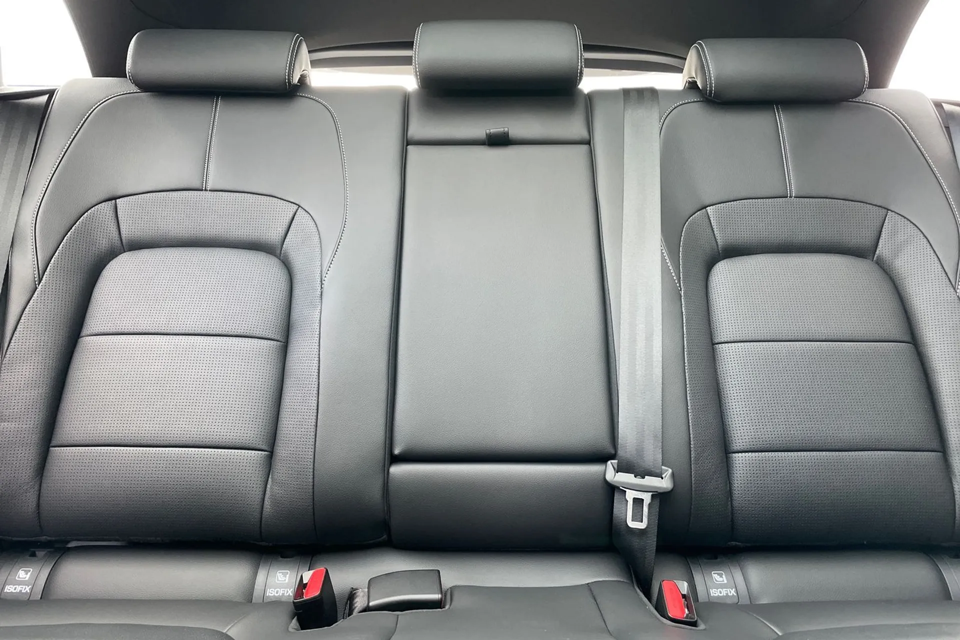 Jaguar F-PACE thumbnail image number 42