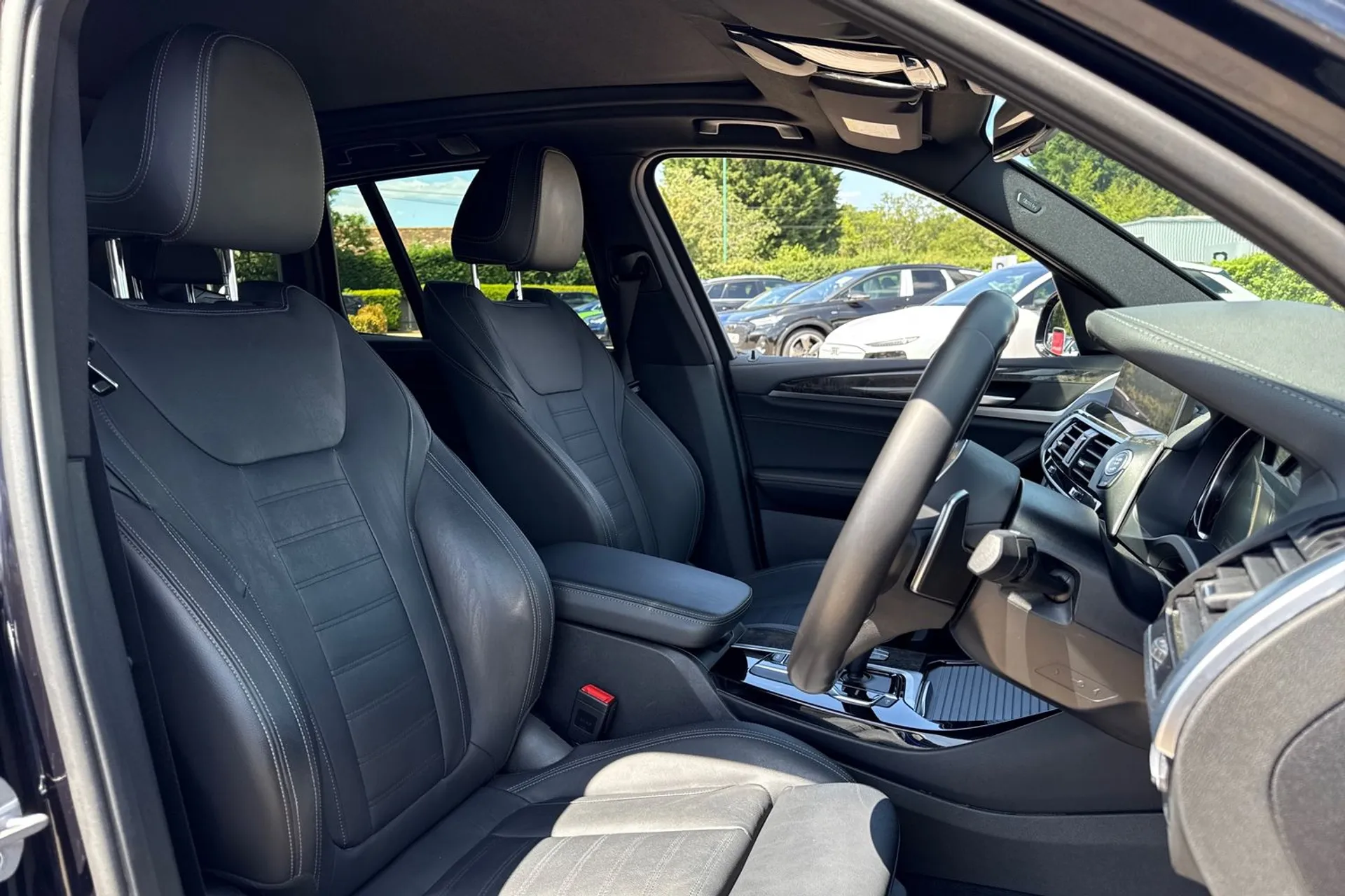 BMW X3 thumbnail image number 26