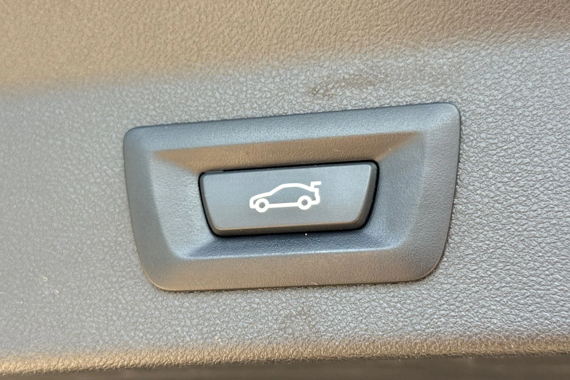 BMW X3 thumbnail image number 36