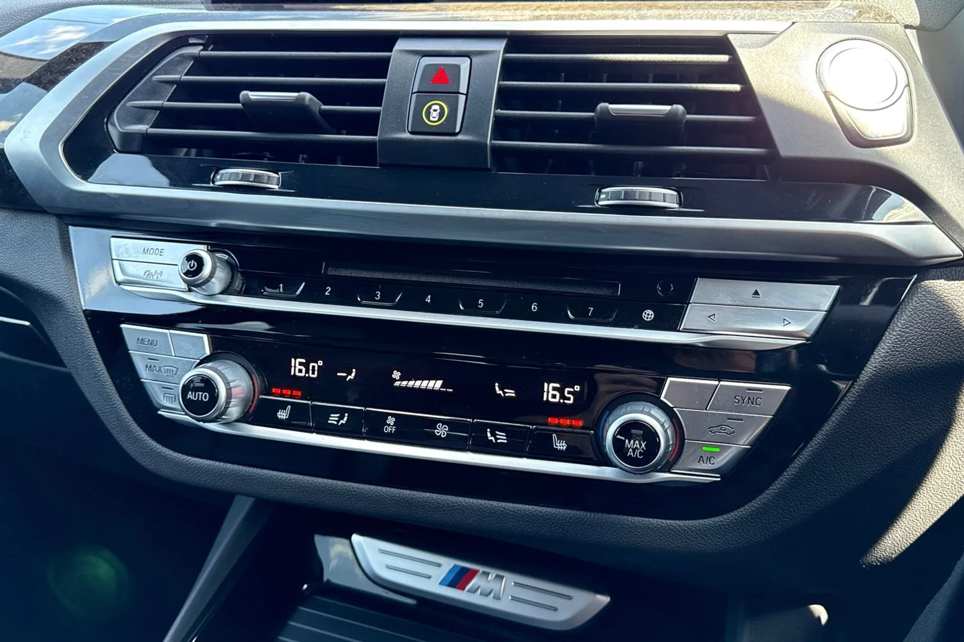 BMW X3 thumbnail image number 14