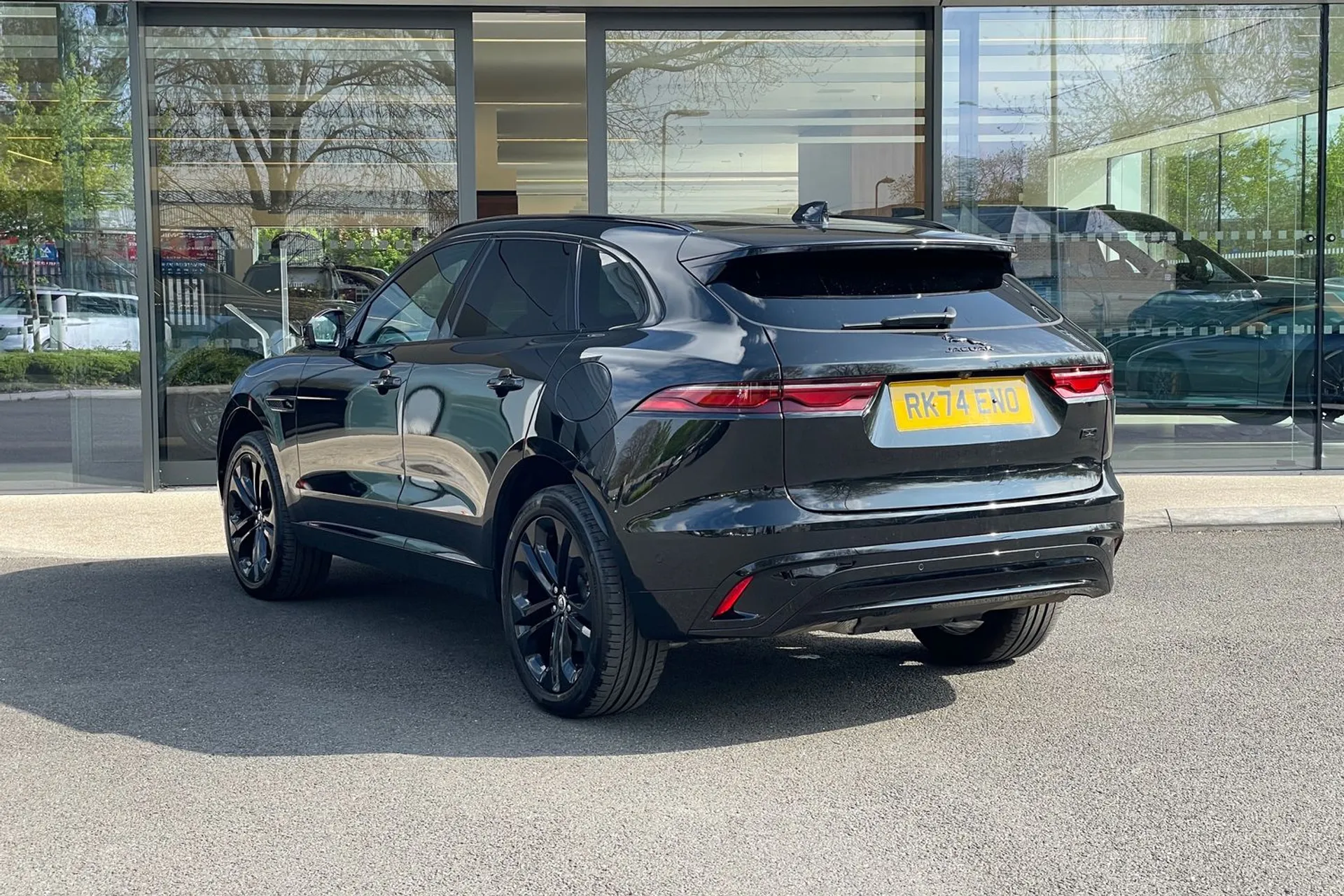 Jaguar F-PACE thumbnail image number 65