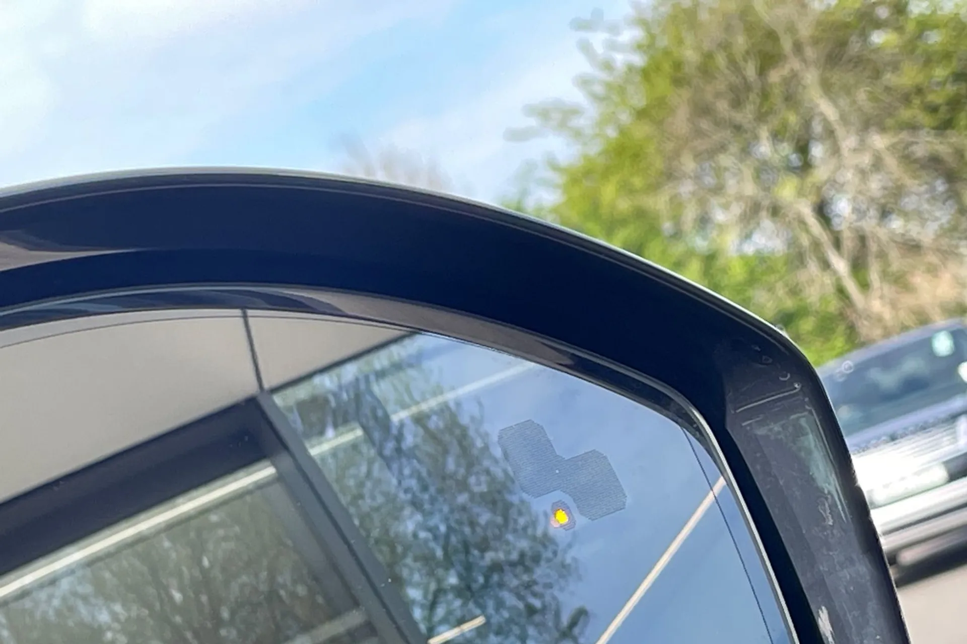 Jaguar F-PACE thumbnail image number 38