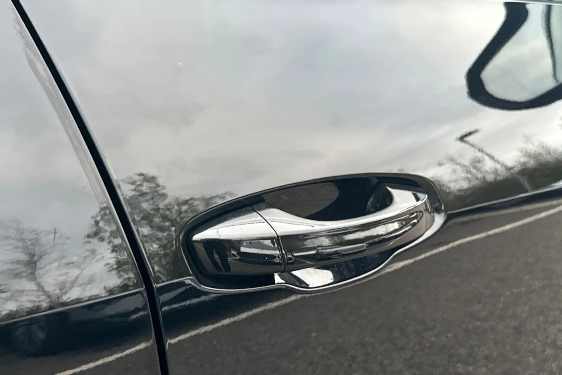 Audi Q3 thumbnail image number 38