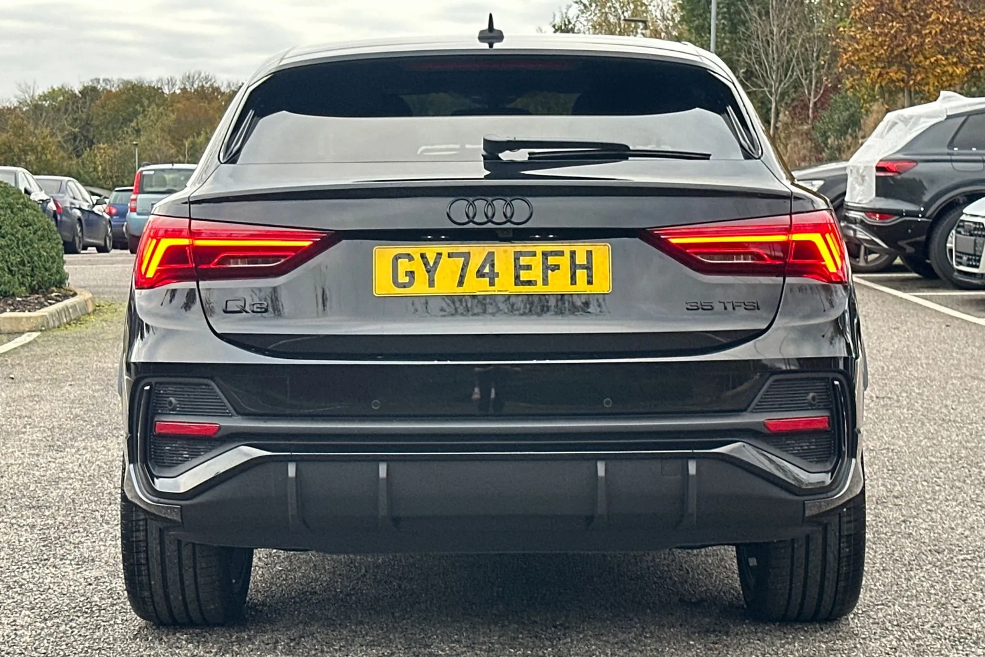 Audi Q3 thumbnail image number 5