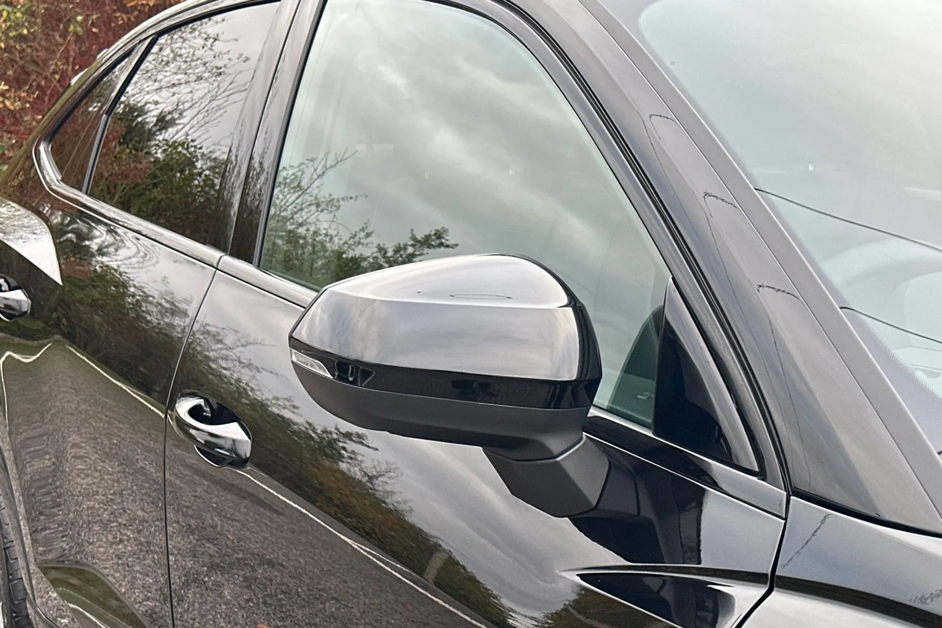 Audi Q3 thumbnail image number 45