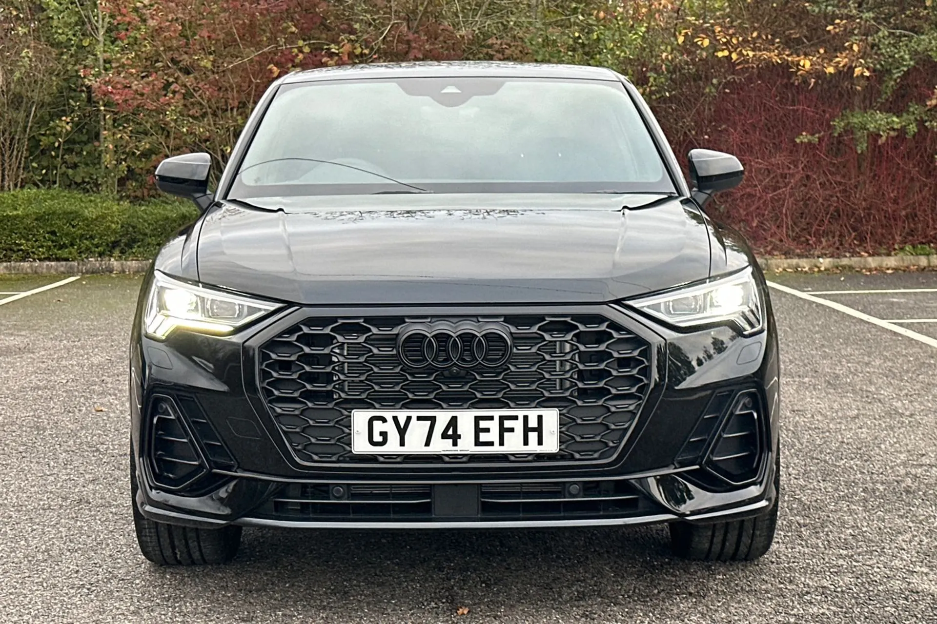 Audi Q3 thumbnail image number 18