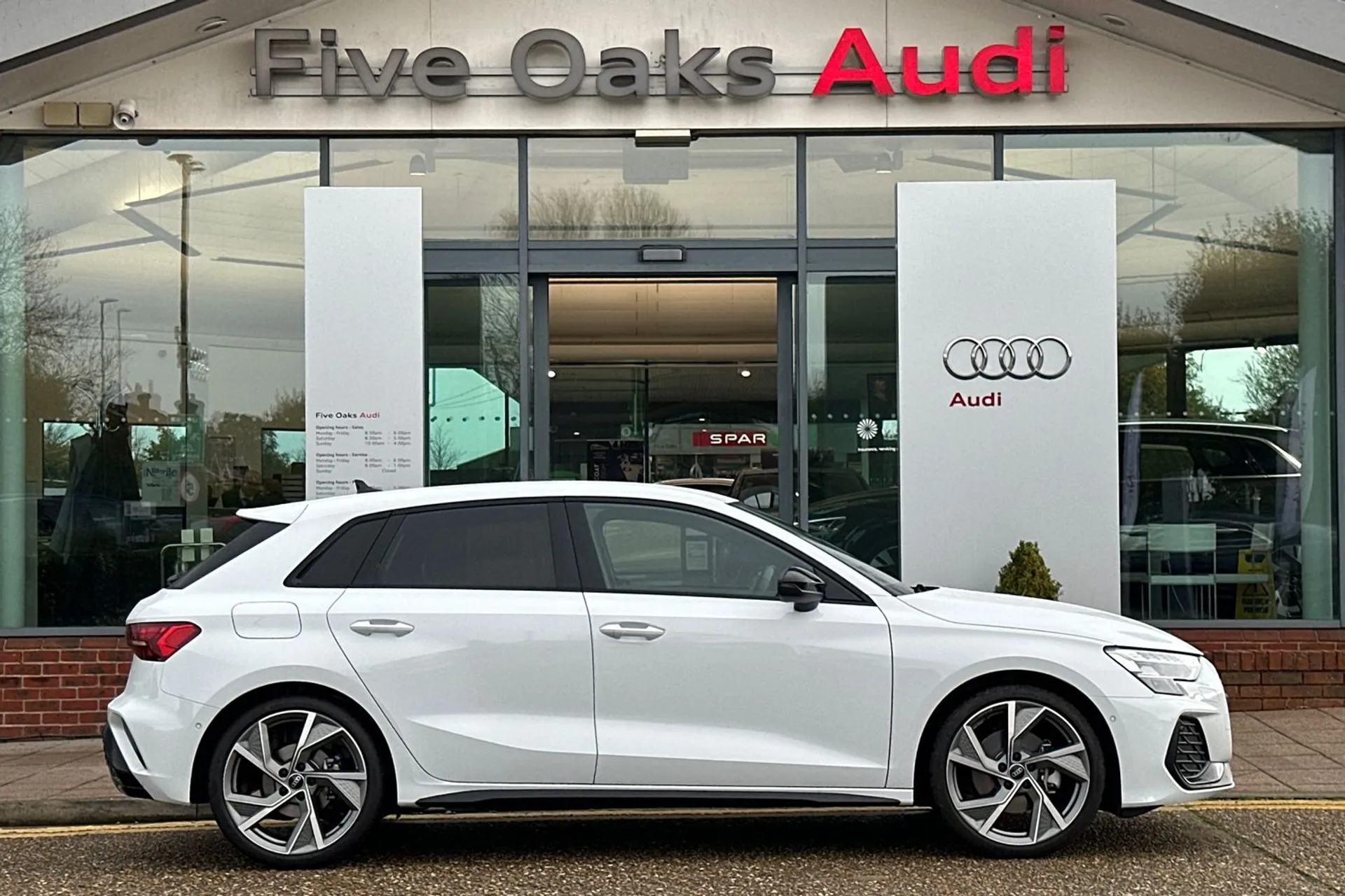 Audi A3 thumbnail image number 2