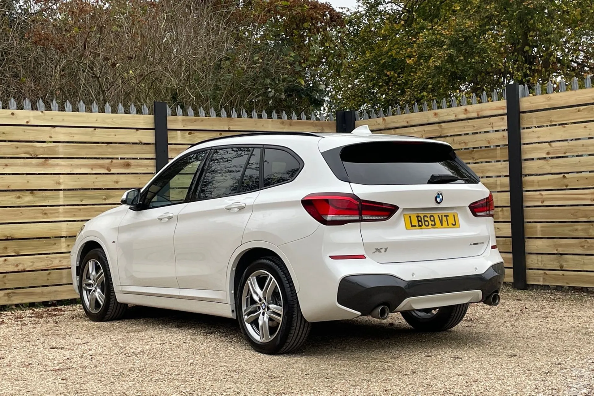 BMW X1 thumbnail image number 9