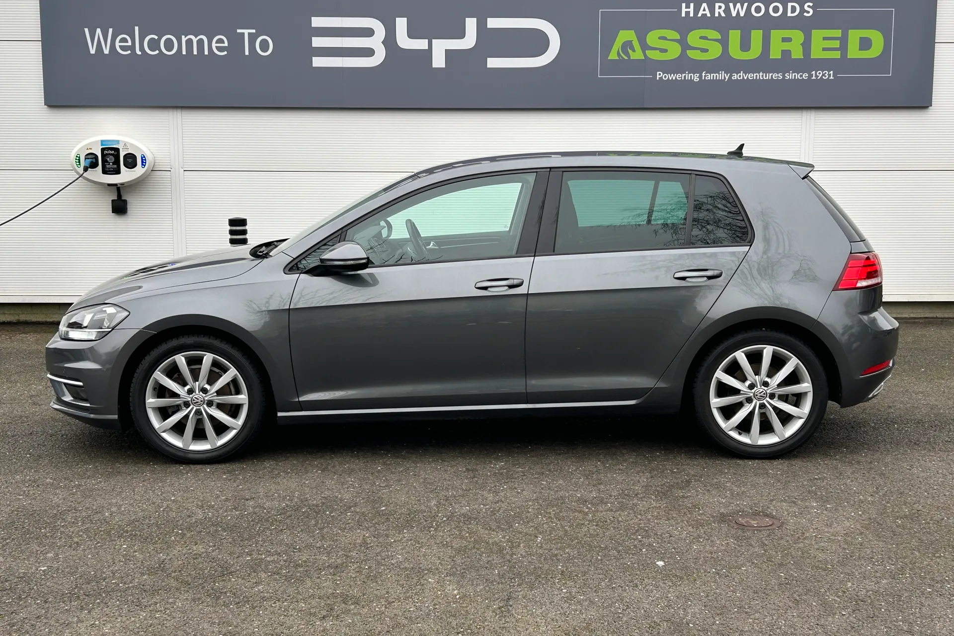 VOLKSWAGEN GOLF thumbnail image number 16
