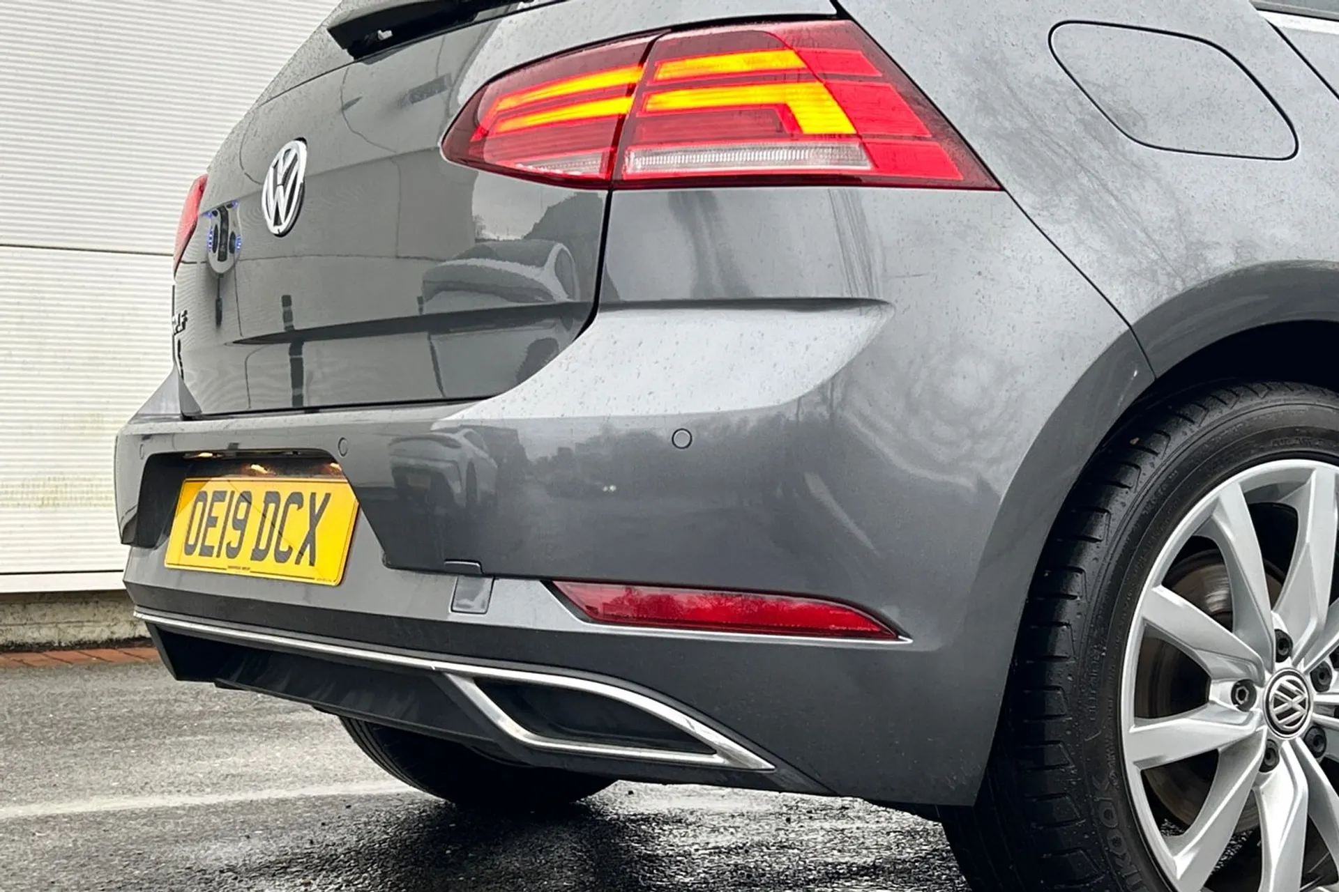 VOLKSWAGEN GOLF thumbnail image number 35