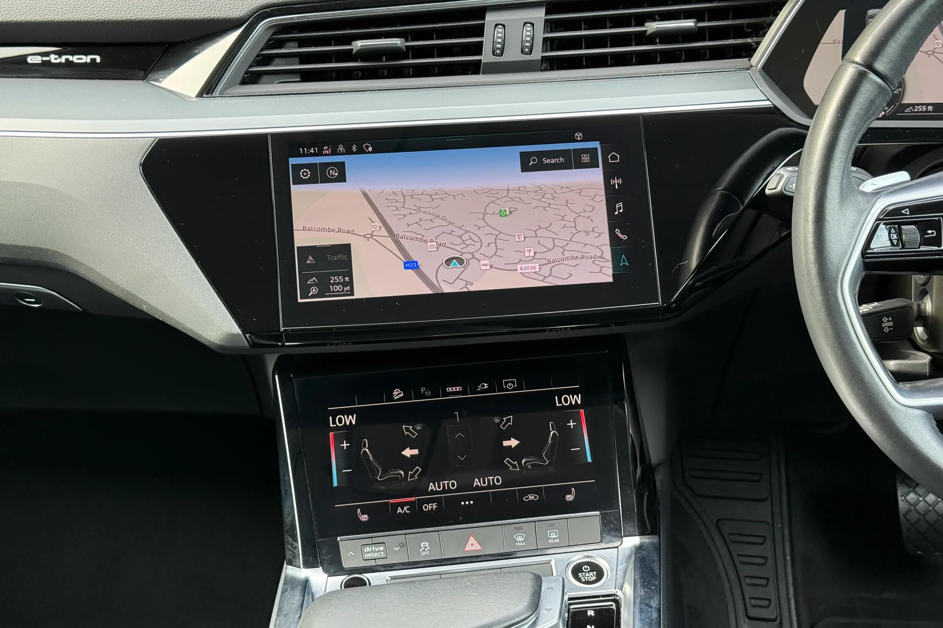 Audi e-tron thumbnail image number 34