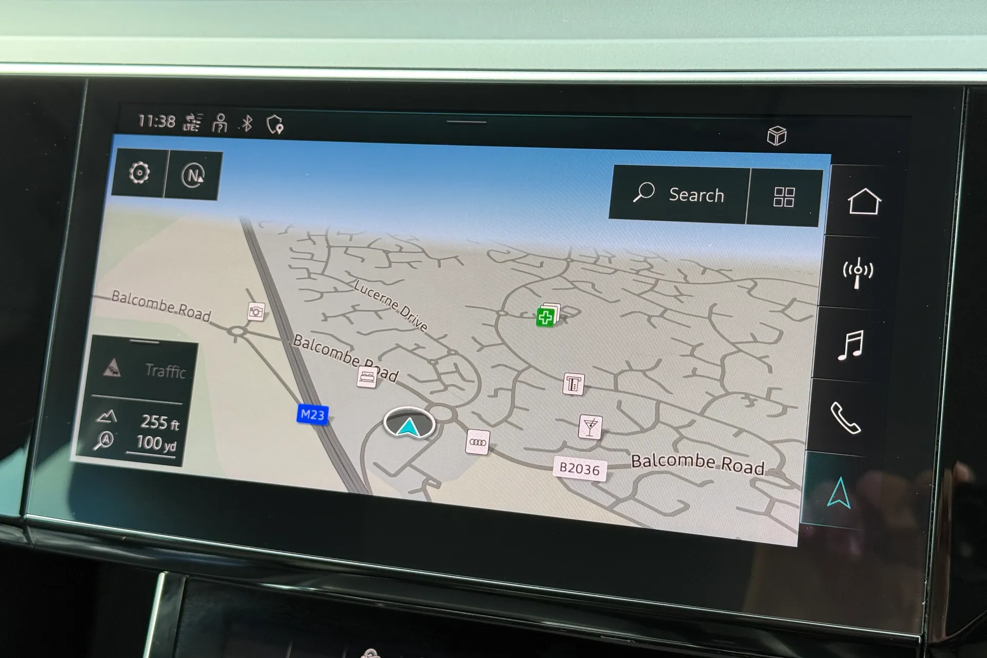 Audi e-tron thumbnail image number 7