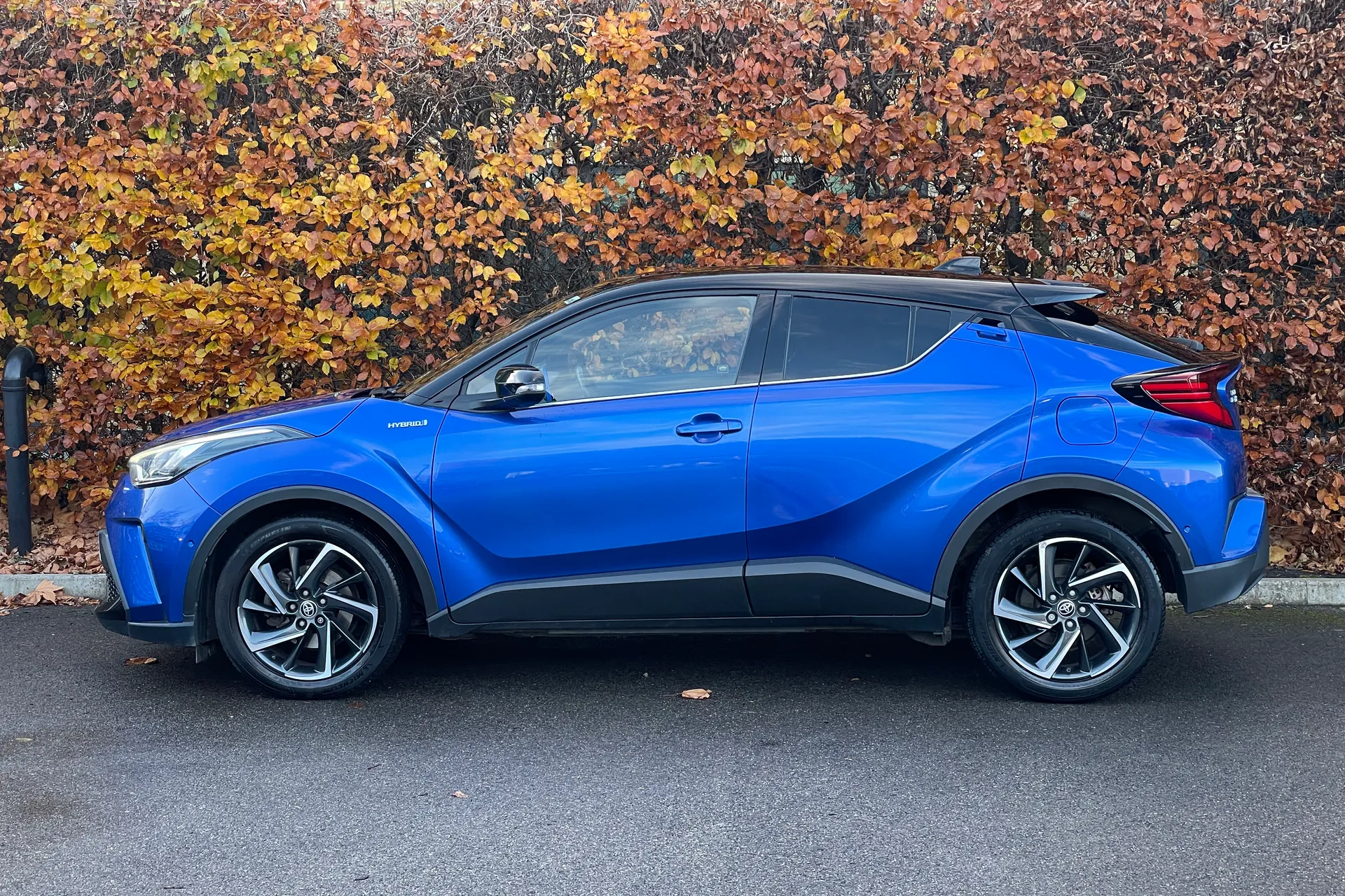 TOYOTA C-HR thumbnail image number 15