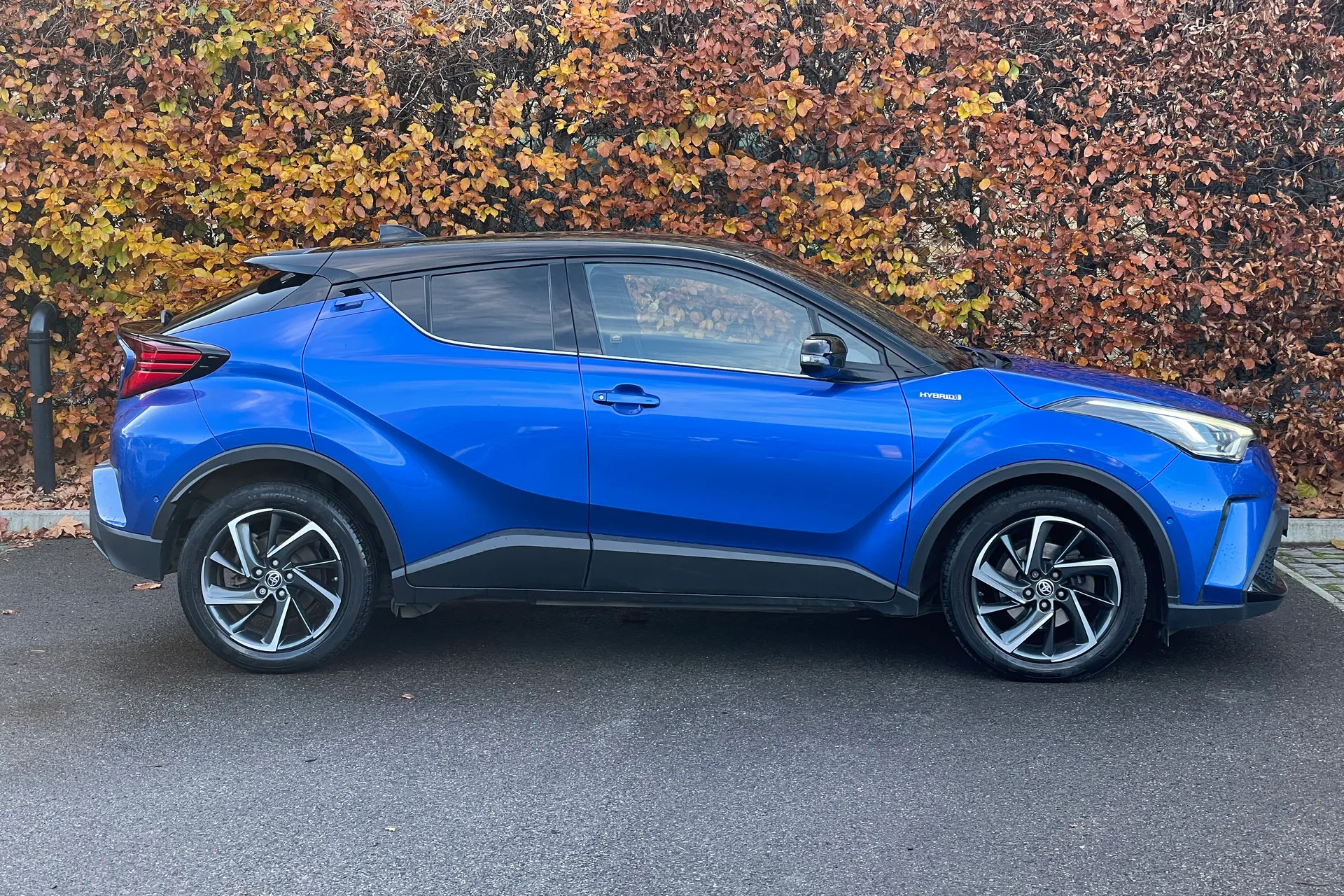 TOYOTA C-HR thumbnail image number 26