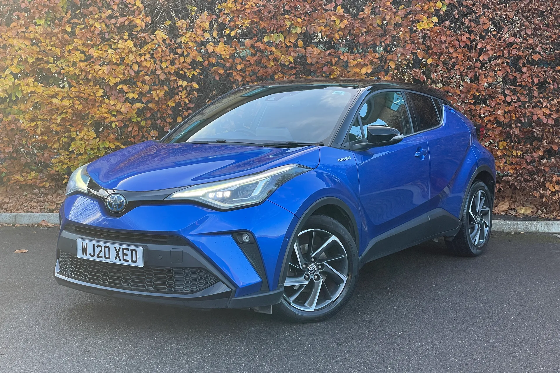 TOYOTA C-HR thumbnail image number 16