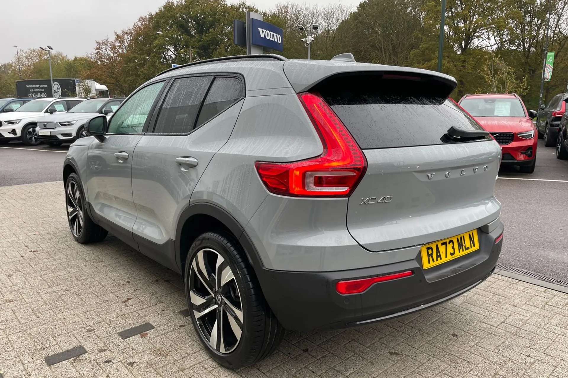 Volvo XC40 thumbnail image number 9