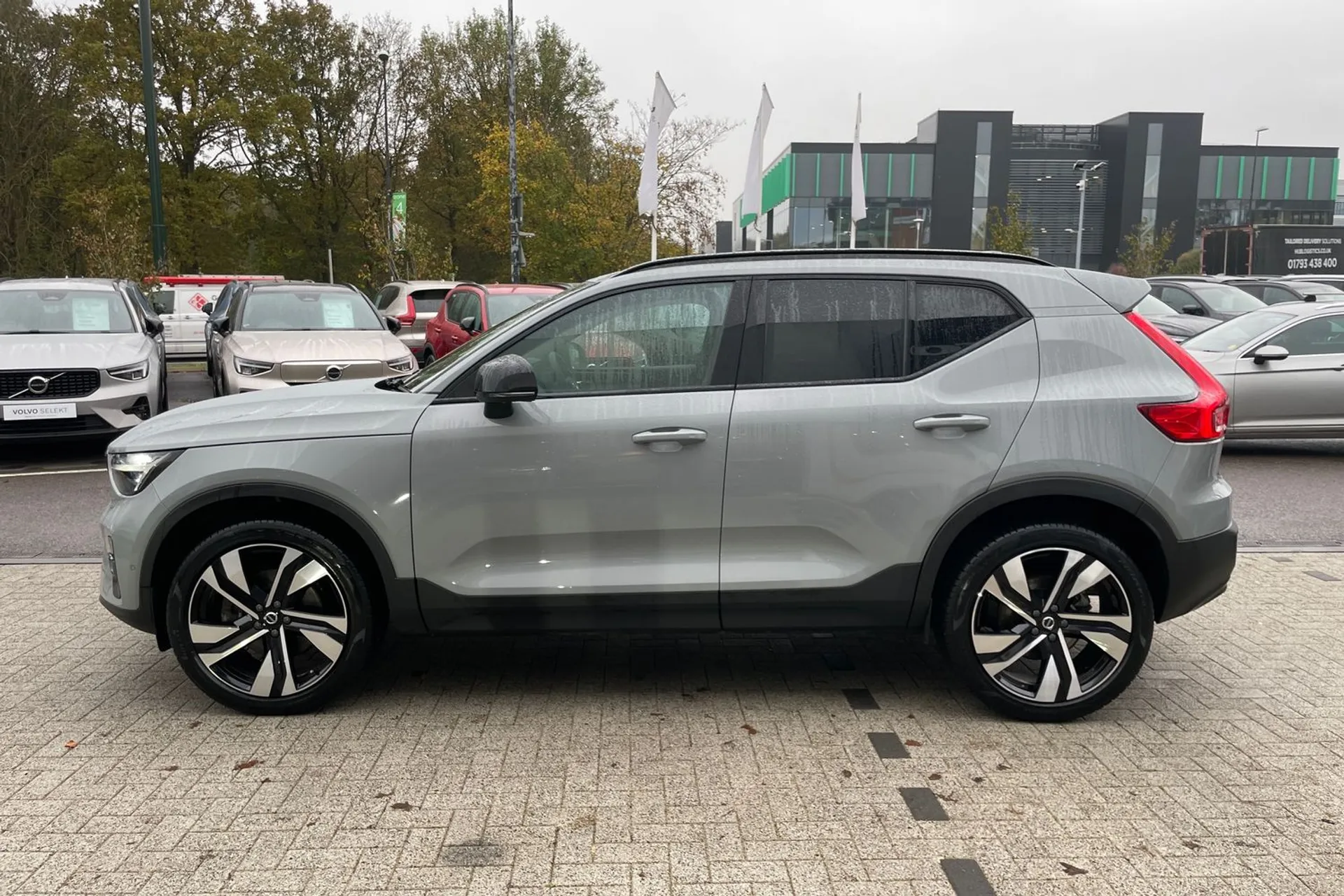 Volvo XC40 thumbnail image number 10