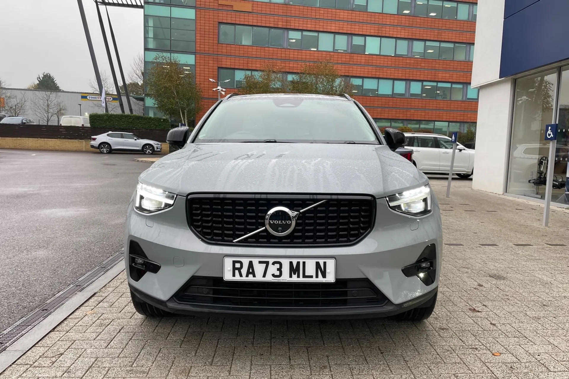 Volvo XC40 thumbnail image number 12