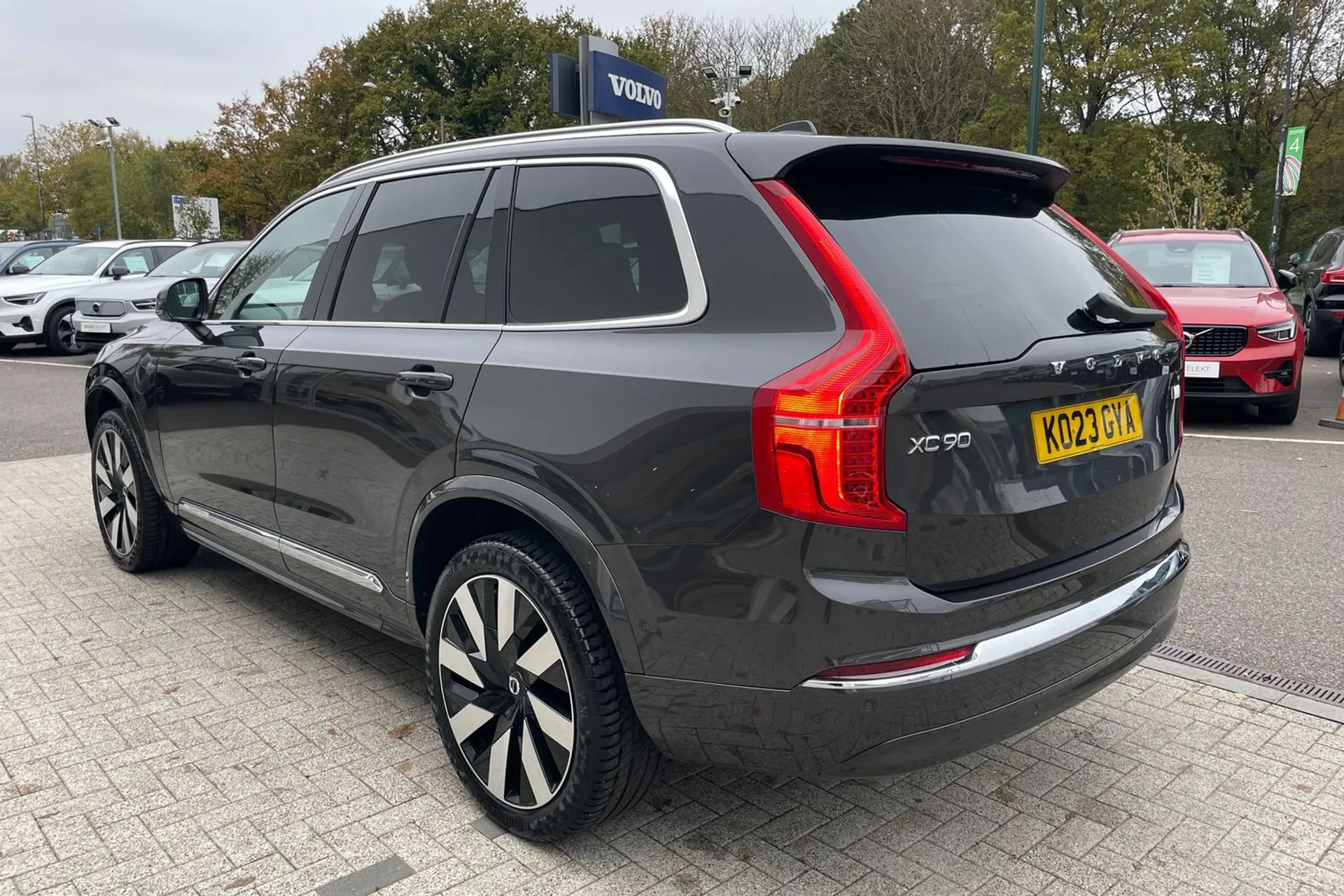 Volvo XC90 thumbnail image number 9