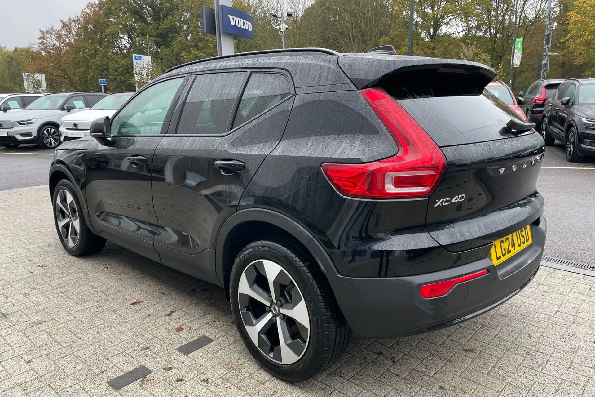 Volvo XC40 thumbnail image number 9