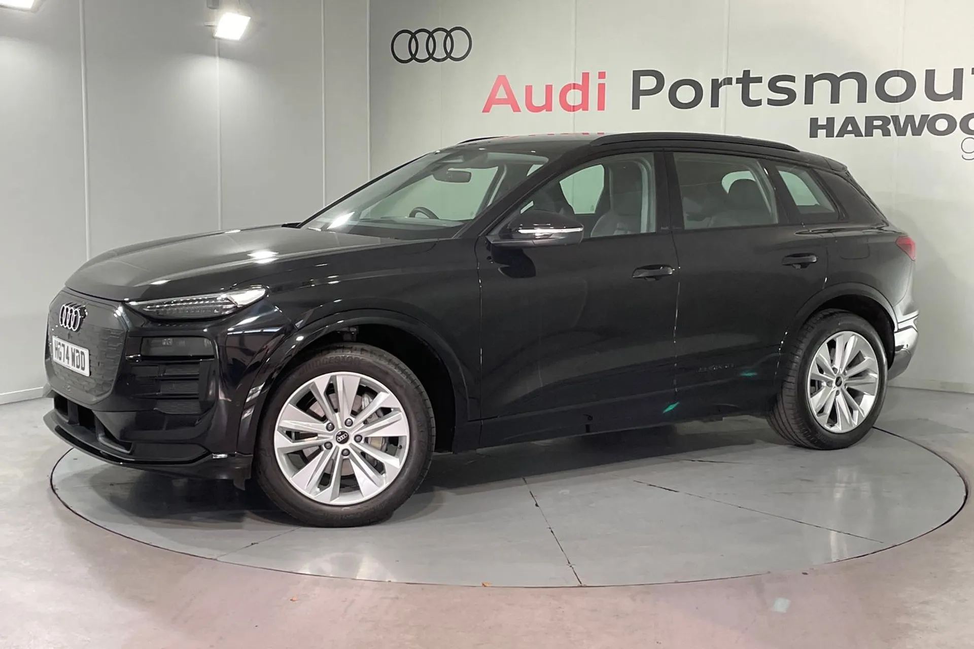 Audi Q6 thumbnail image number 5