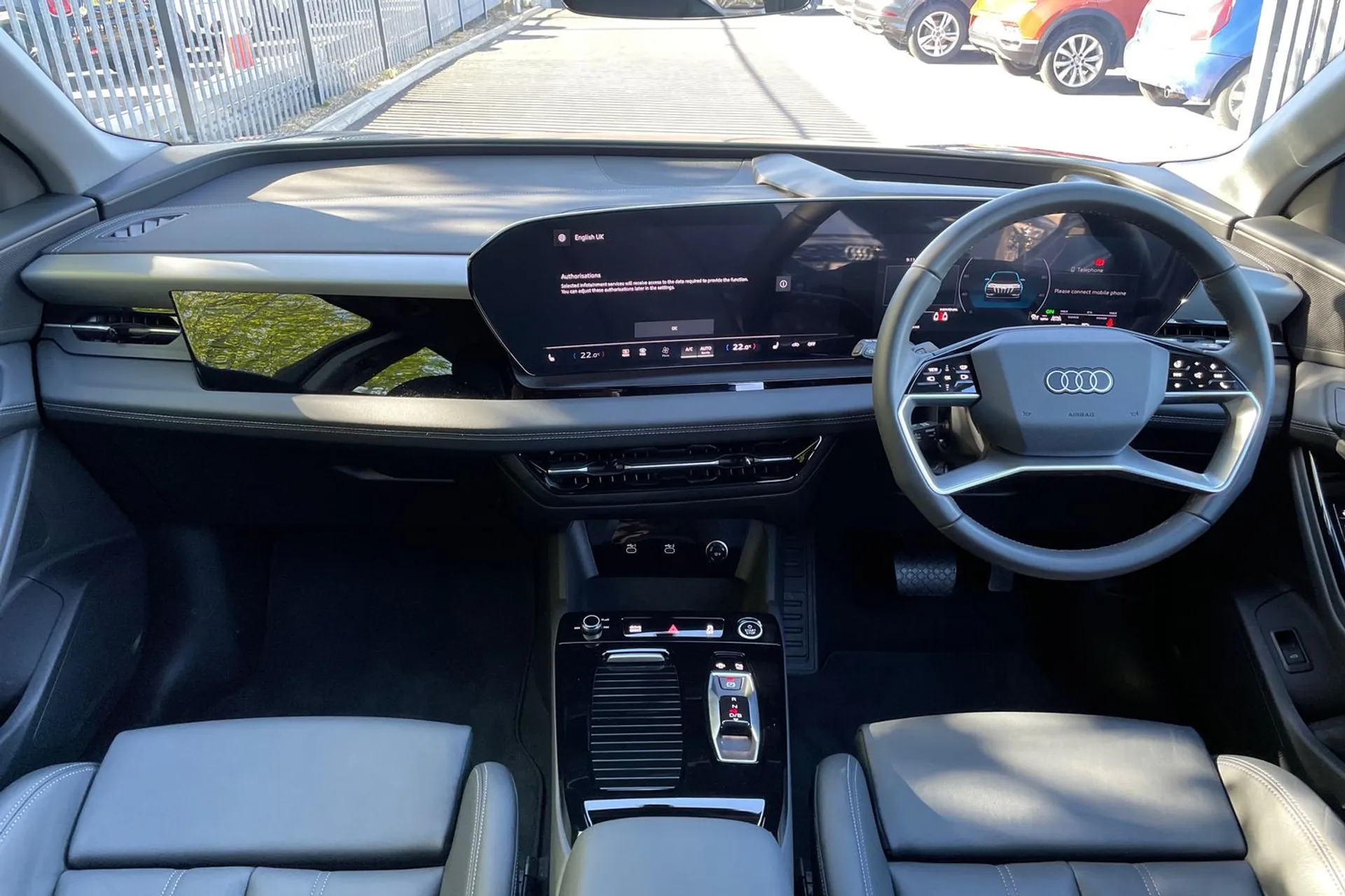Audi Q6 thumbnail image number 3